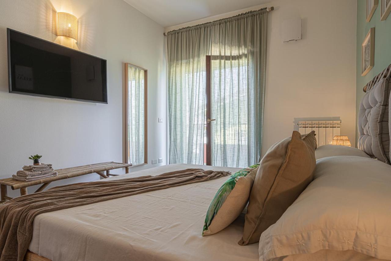 סירמיונה Dolce Vita Family Apartment מראה חיצוני תמונה