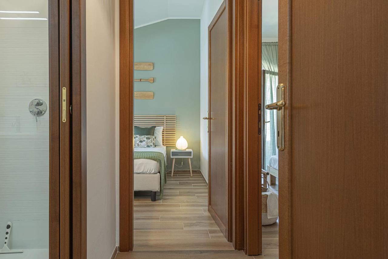 סירמיונה Dolce Vita Family Apartment מראה חיצוני תמונה